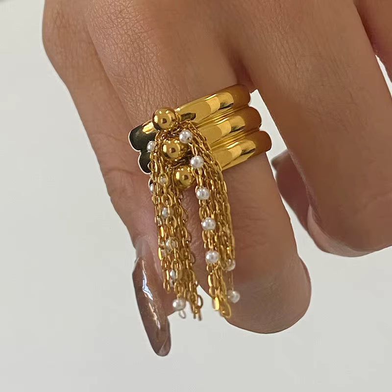 „Uworld Edelstahl-Quastenring mit Dreilagiger Kugelkette“