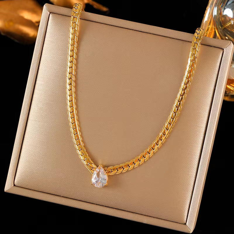 "EILIECK Golden Éclat Necklace"