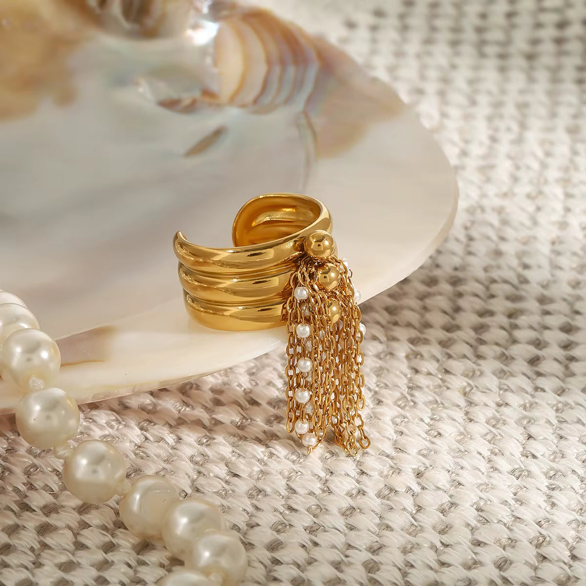 „Uworld Edelstahl-Quastenring mit Dreilagiger Kugelkette“